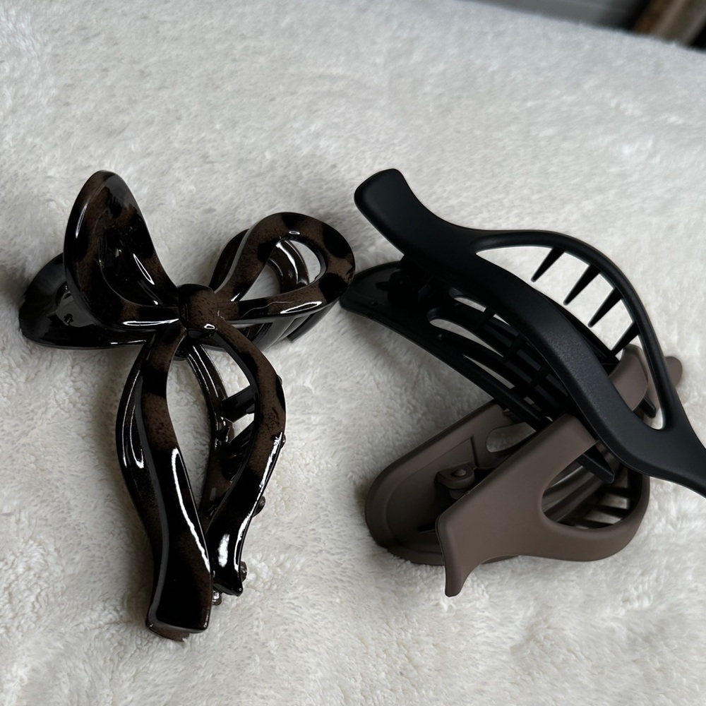 3 Piece Claw Clip Bundle 1 BOW Chunky Clip & 2 Flat Chunky Claws Black & Brown